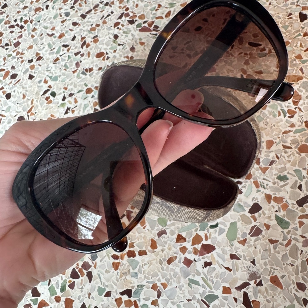 Coach Tortoise Shell Sunglasses - Picture 3 of 7